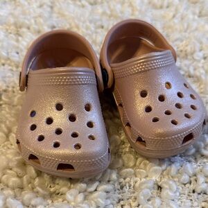 Infant classic clog Crocs size 2/3